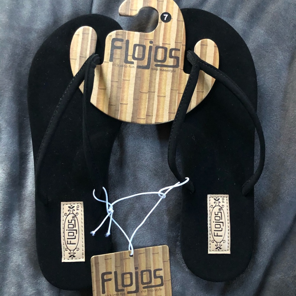Flojos black soft flip flops